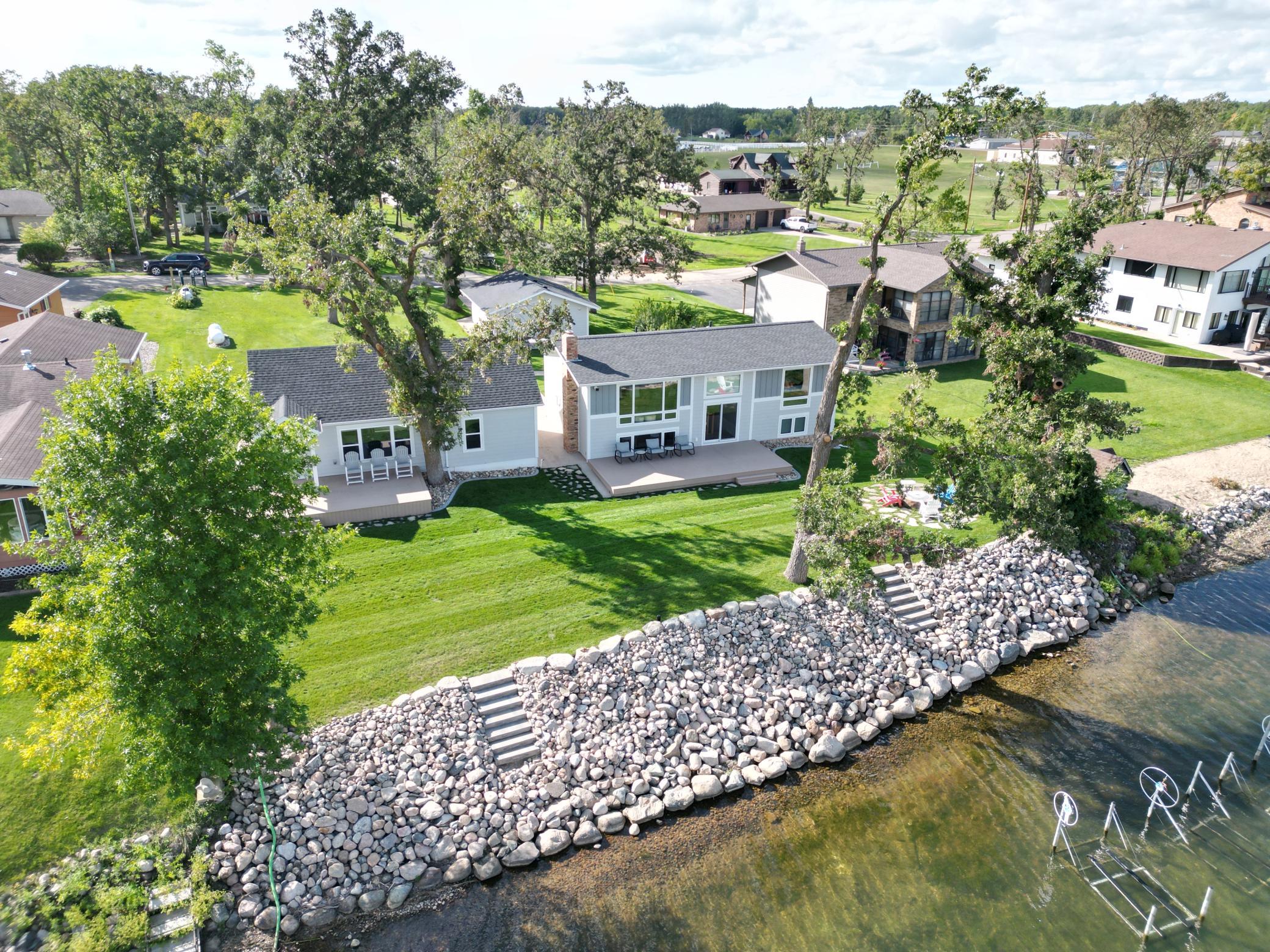 20337 Oakland Beach Road