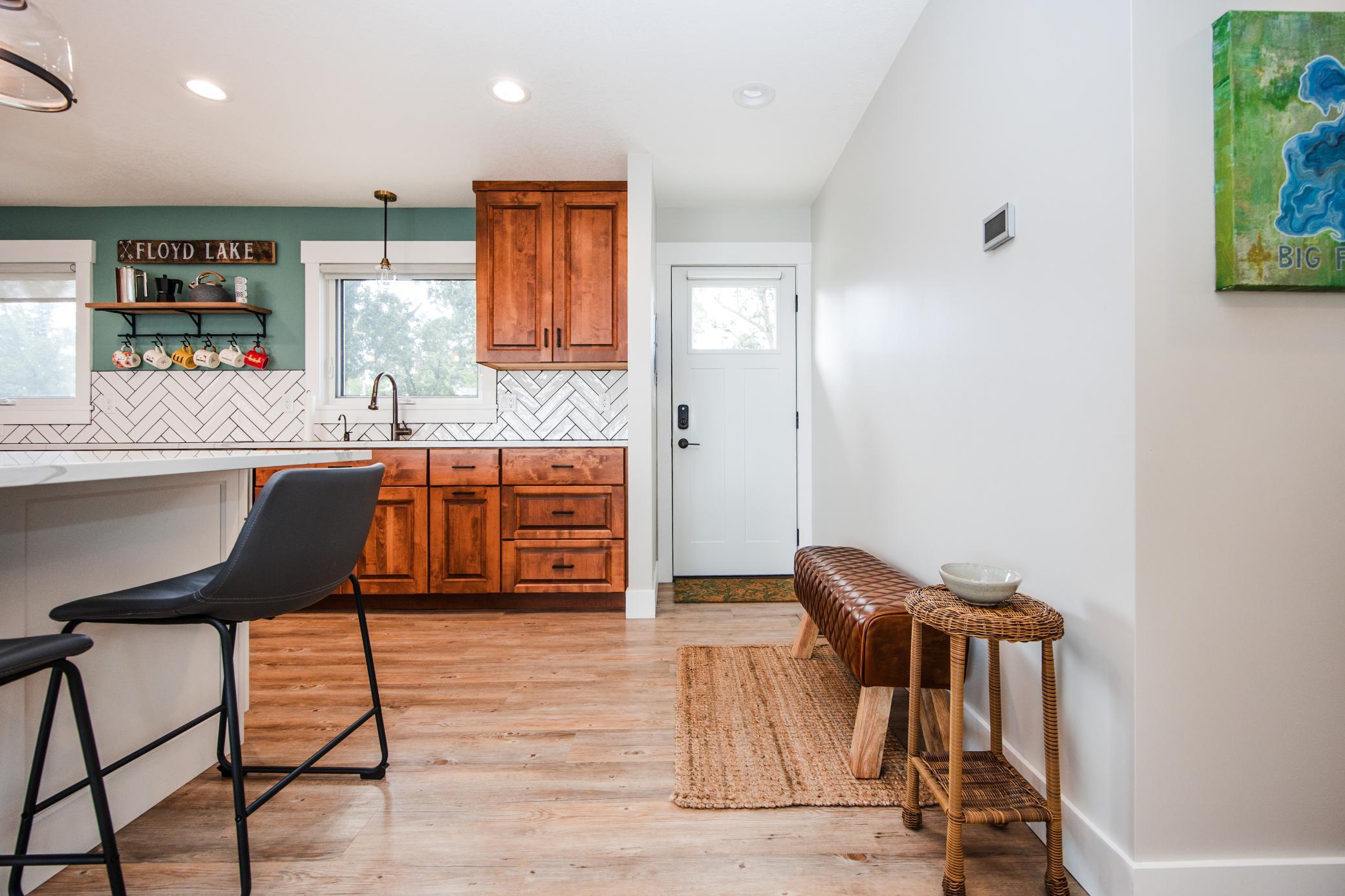 20337 Oakland Beach Road