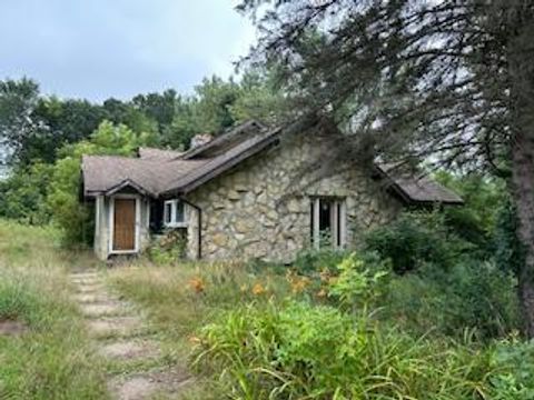 39183 Grand Avenue North Branch MN 55056