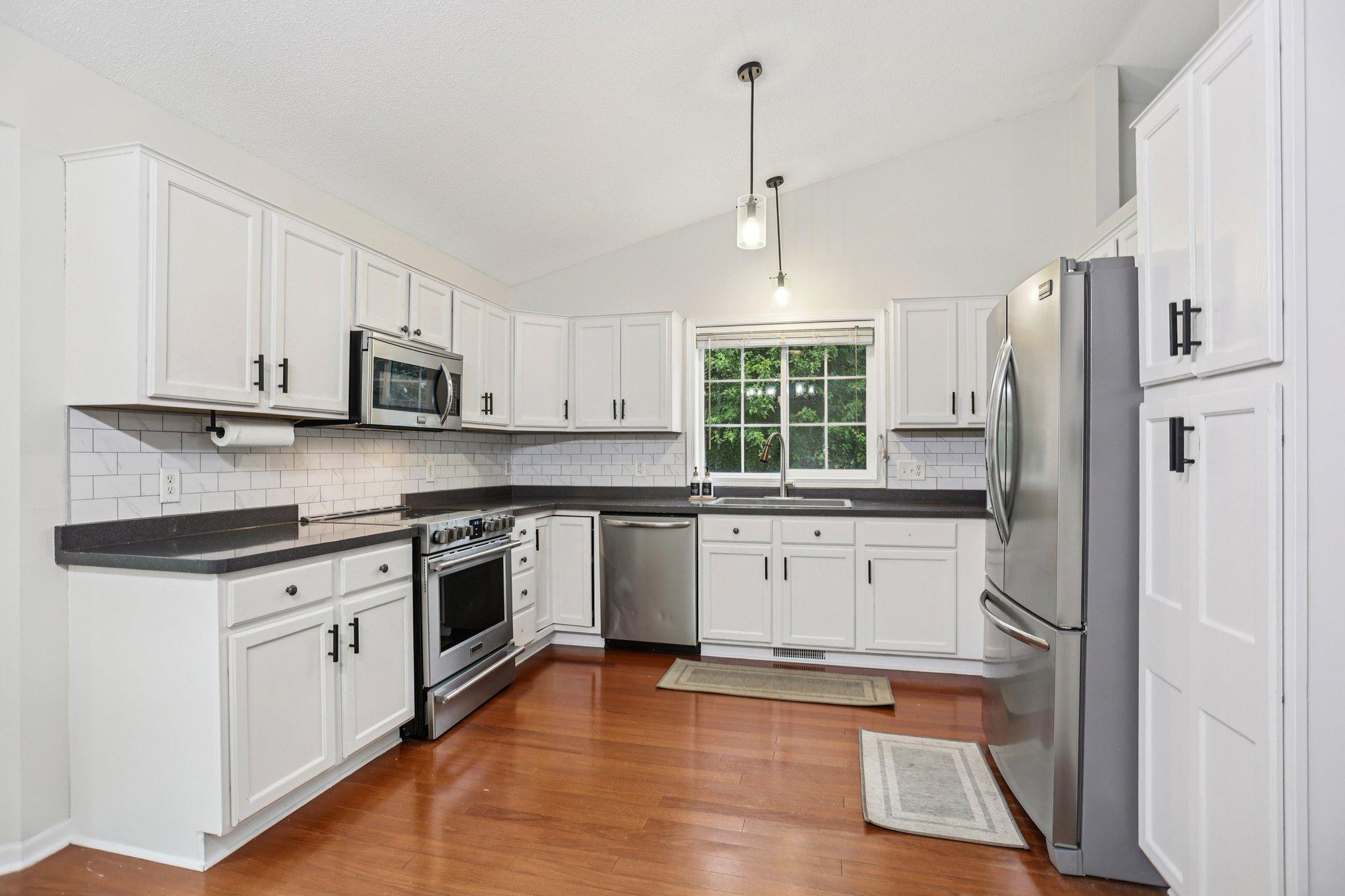 17140 Horizon Trail SE