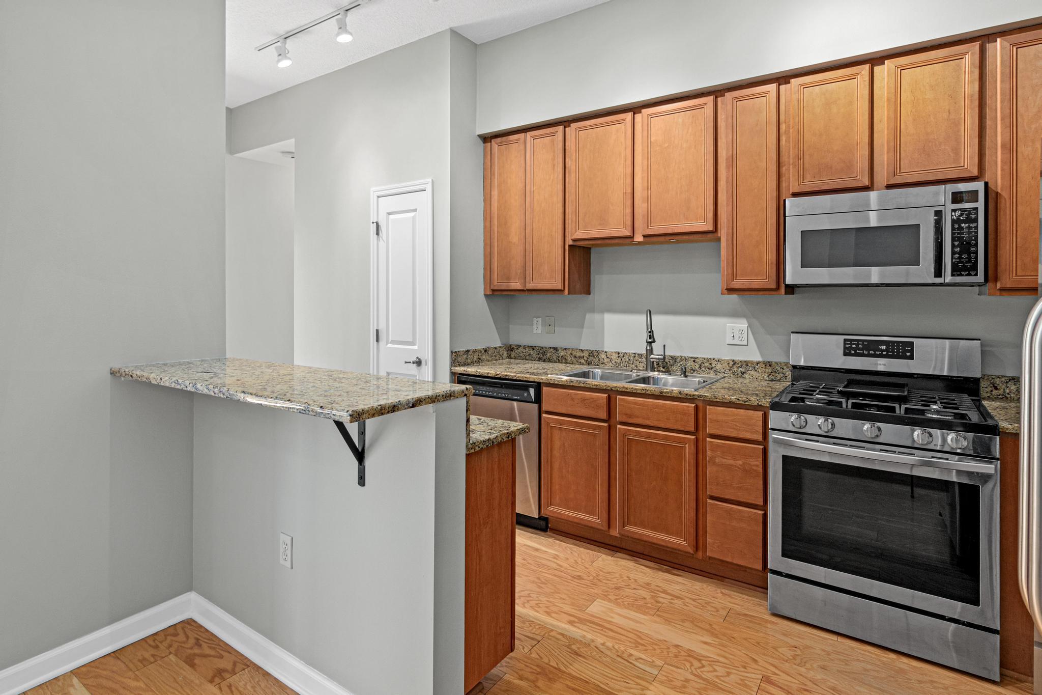 500 E Grant Street 205