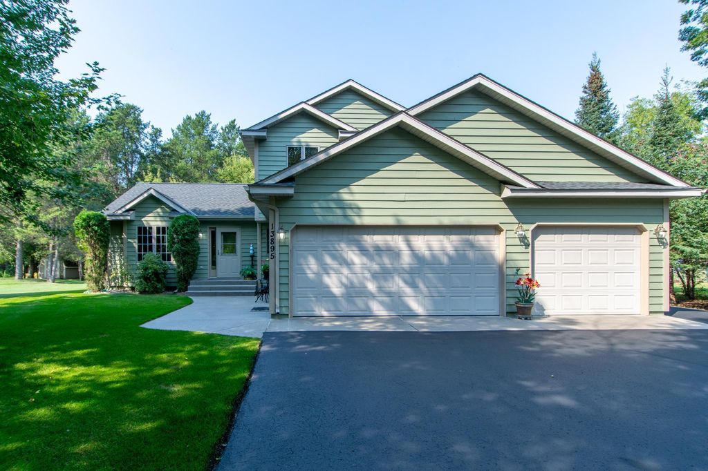 Photo of 13895 Knollwood Drive, Baxter, MN 56425 (MLS # 7051439)