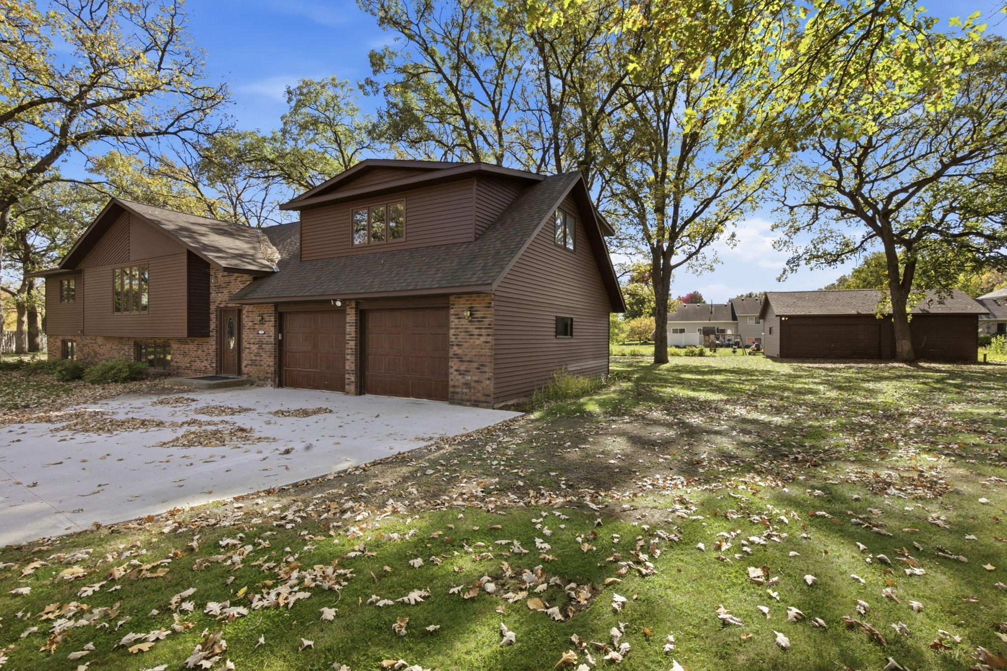 504 Greenview Court