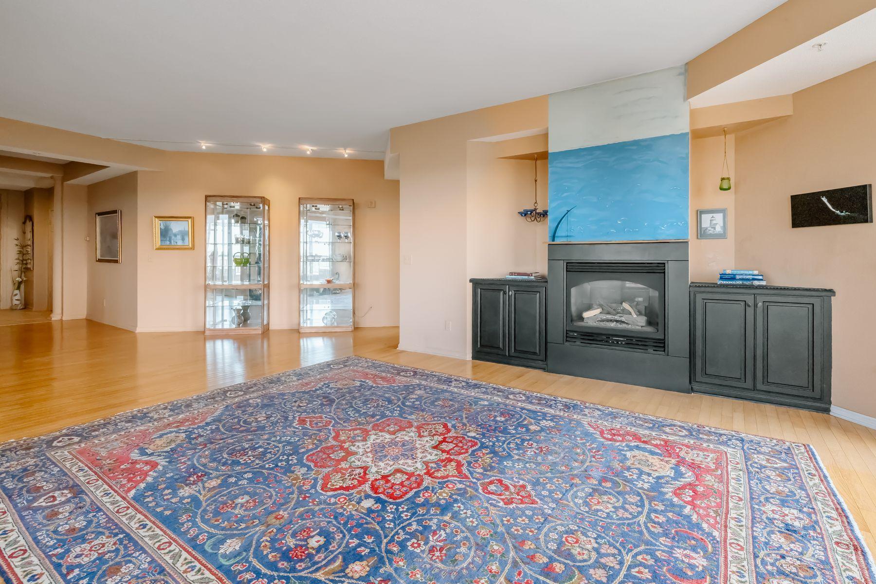8301 Creekside Circle 560