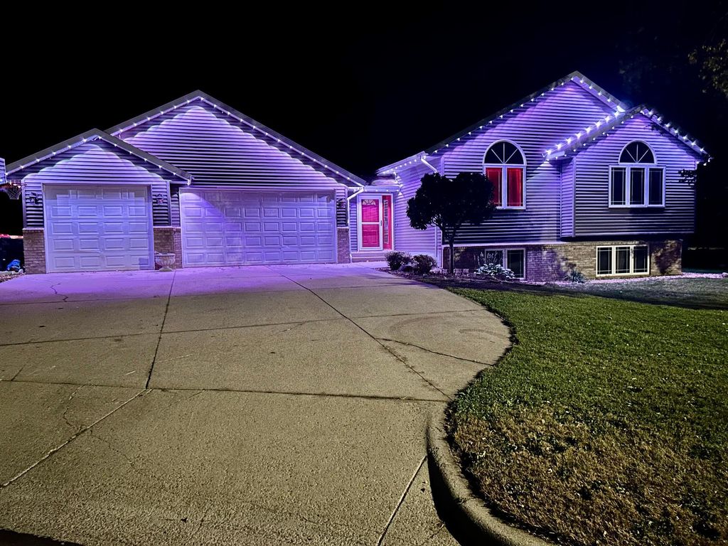 Photo of 110 U'Ren Lane LN, Redwood Falls, MN 56283 (MLS # 7080224)
