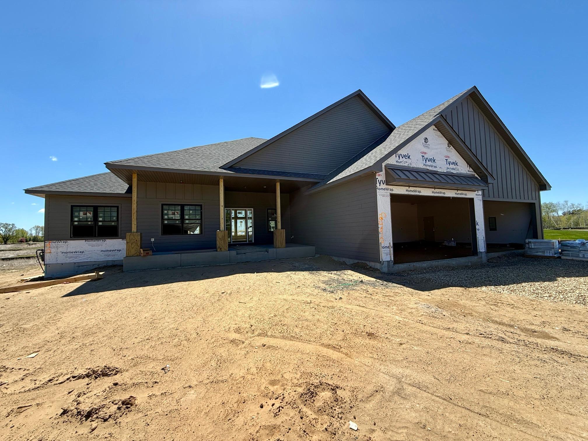 Ham Lake, Minnesota, 55304, United States, 5 Bedrooms Bedrooms, ,4 BathroomsBathrooms,Residential,Active,2036677