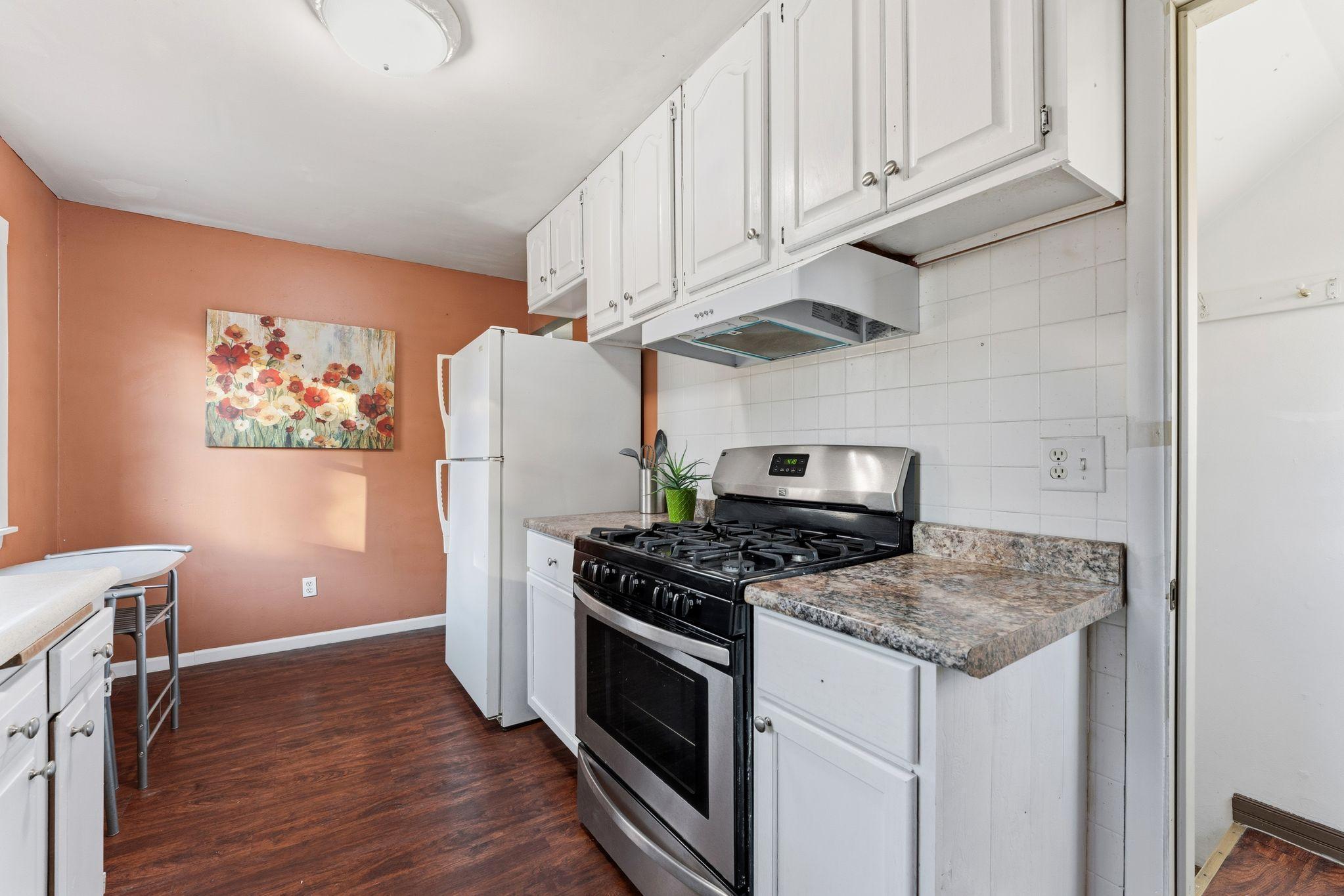 4410 NE Central Avenue NE