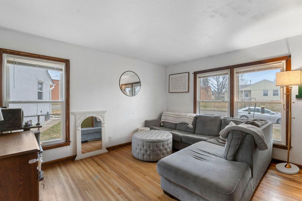 Photo of 1673 Craig Place, Saint Paul, MN 55119 (MLS # 7024229)