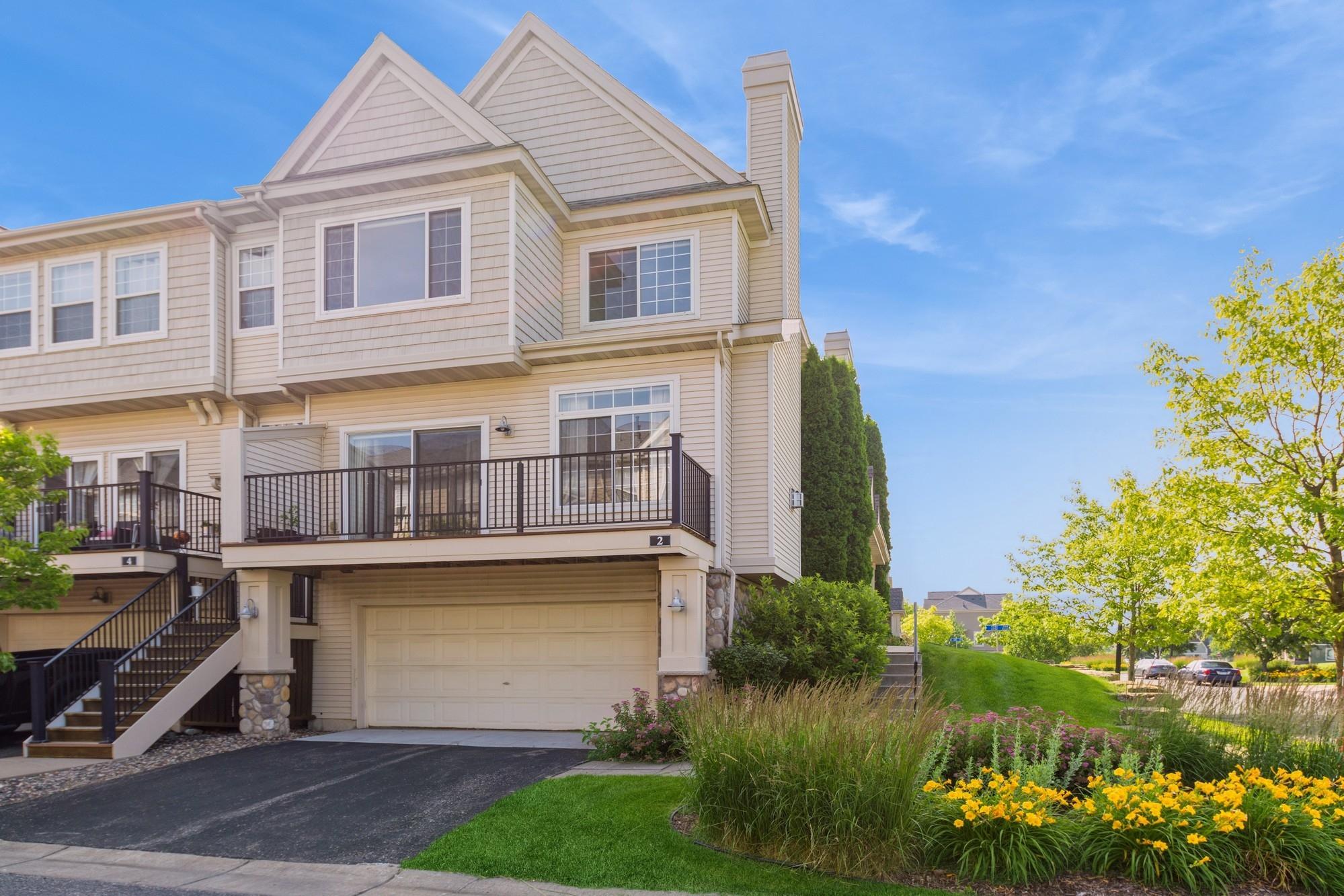4342 Victor Path 2