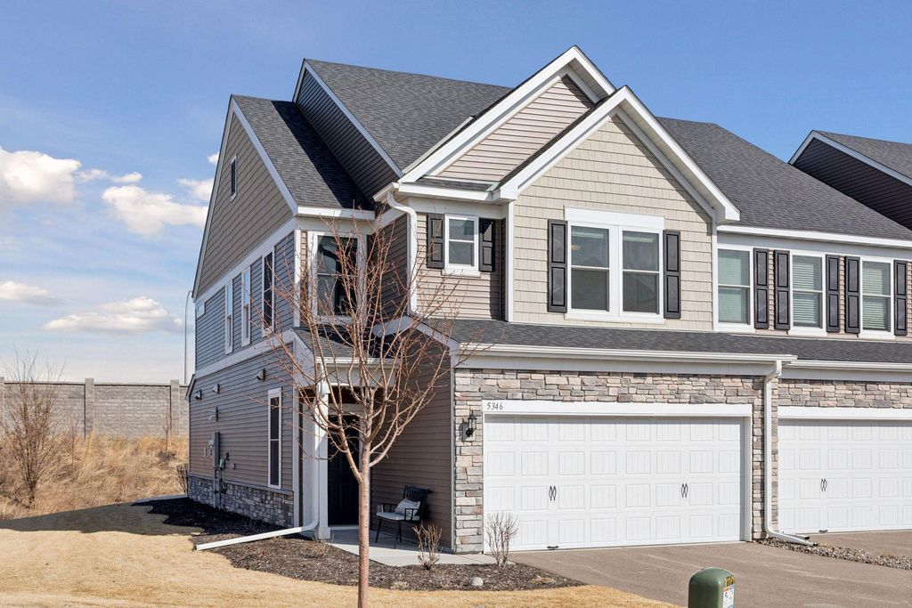 Photo of 5346 94th Lane N, Brooklyn Park, MN 55443 (MLS # 7036985)