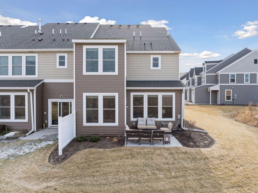 Photo of 5346 94th Lane N, Brooklyn Park, MN 55443 (MLS # 7036985)