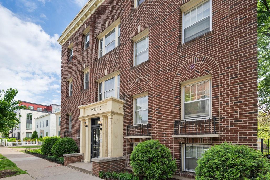 Photo of 2733 Girard Avenue S #106, Minneapolis, MN 55408 (MLS # 7079634)