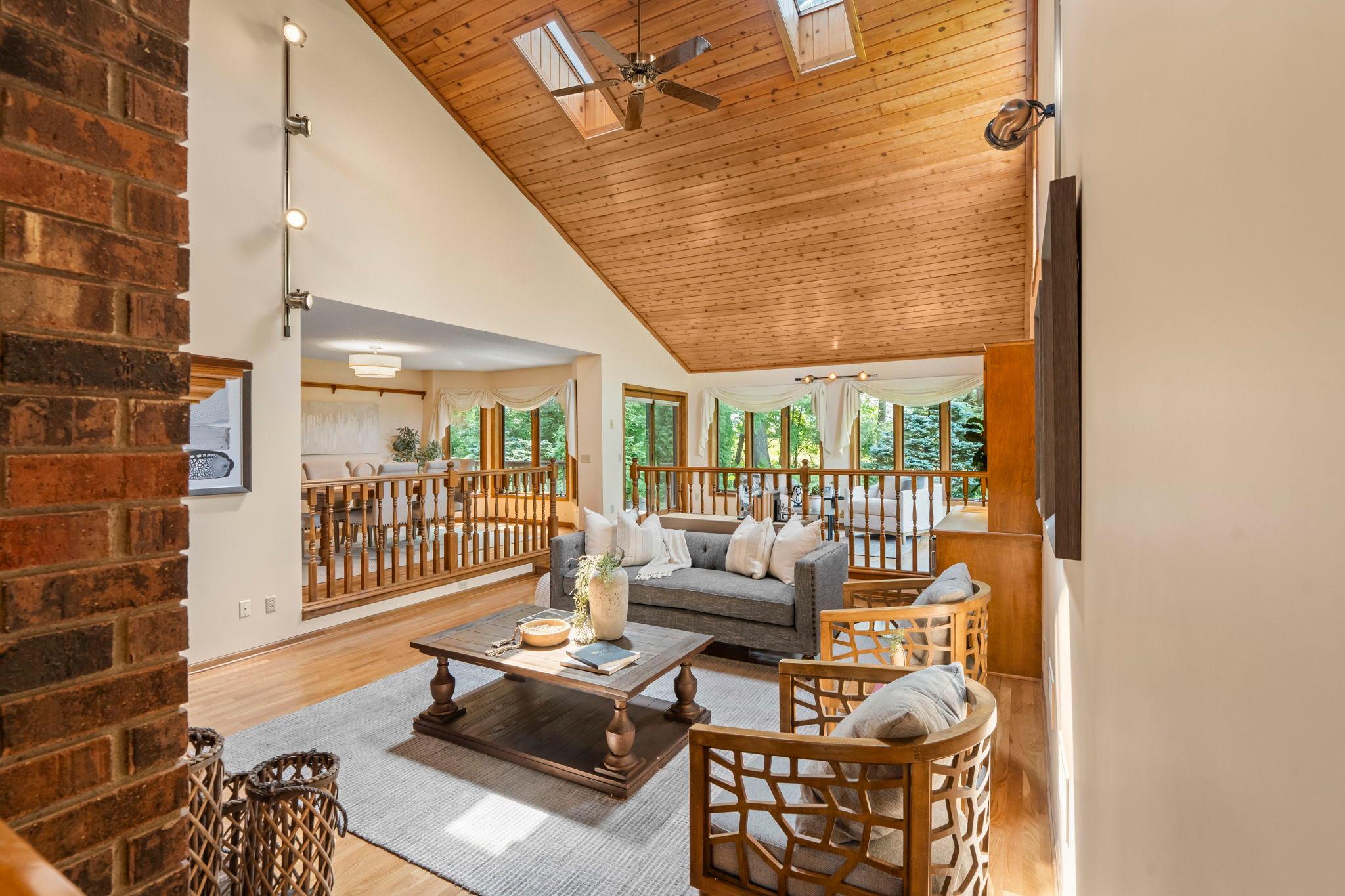 1128 Orchard Circle