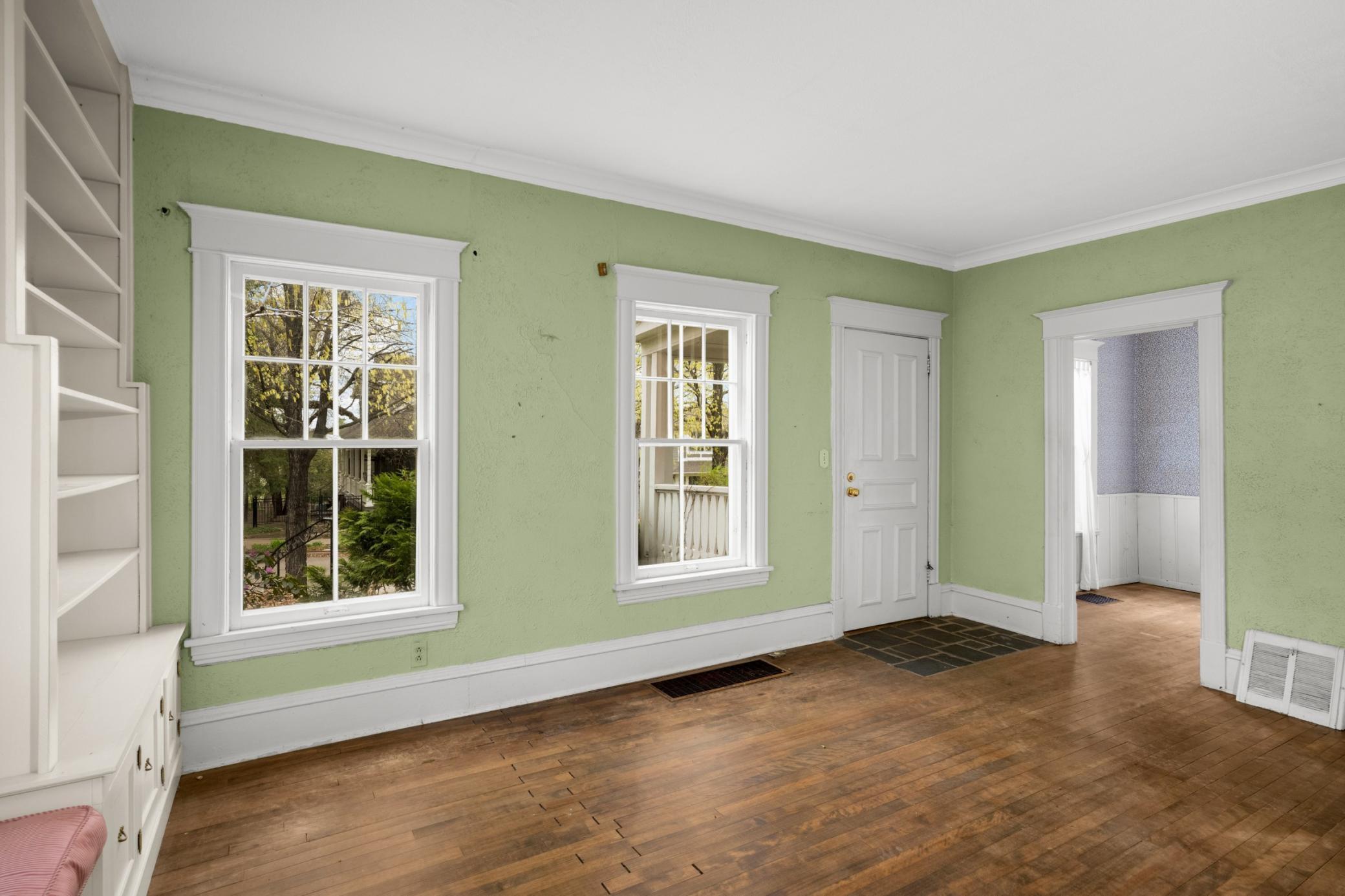 3819 Thomas Avenue S