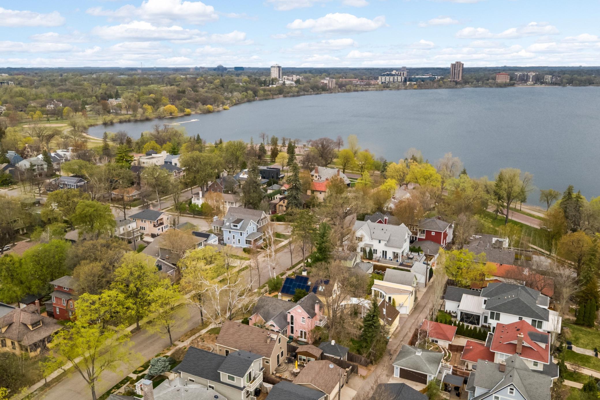 3819 Thomas Avenue S