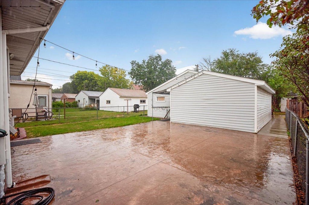 Photo of 317 6th Avenue S, South Saint Paul, MN 55075 (MLS # 7147956)