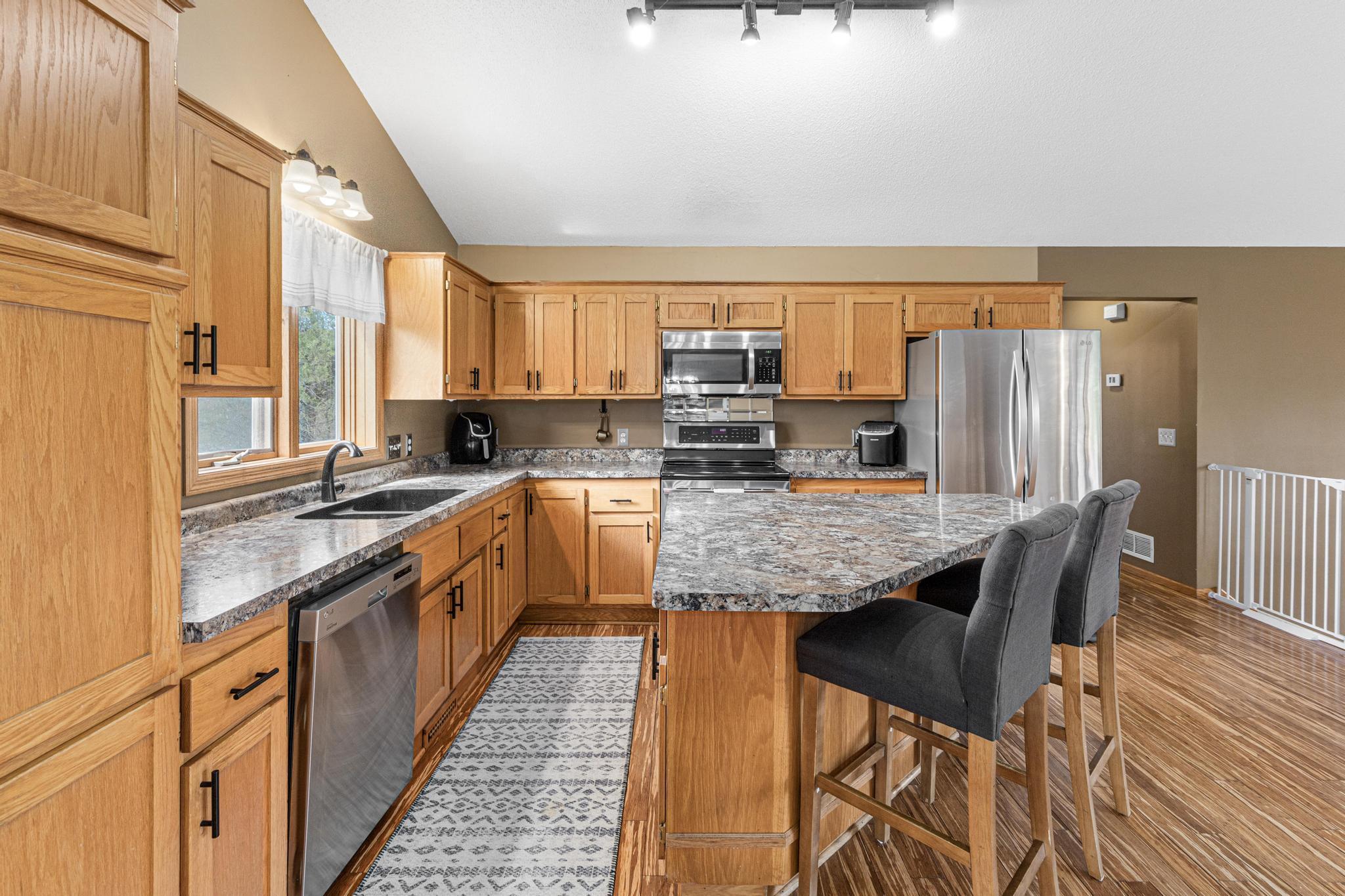 5725 157th Street N