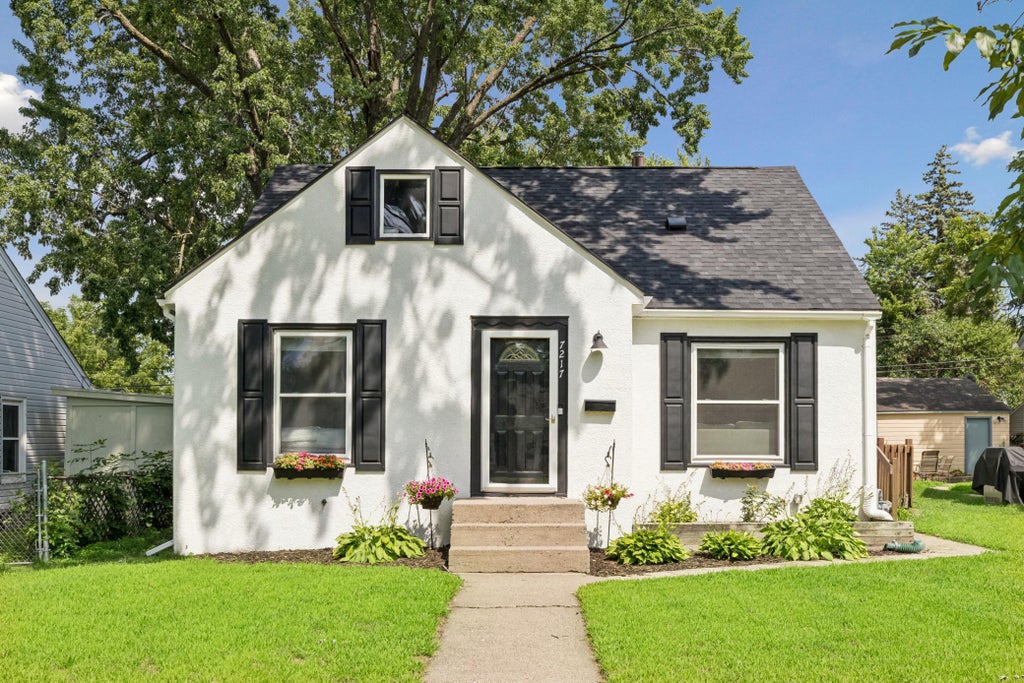 Photo of 7217 Grand Avenue S, Richfield, MN 55423 (MLS # 7100073)