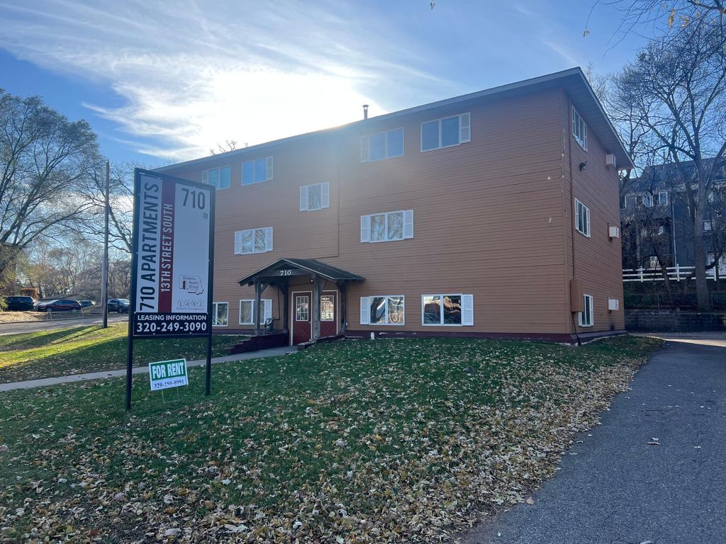 Photo of 710 13th Street S, Saint Cloud, MN 56301 (MLS # 6822613)