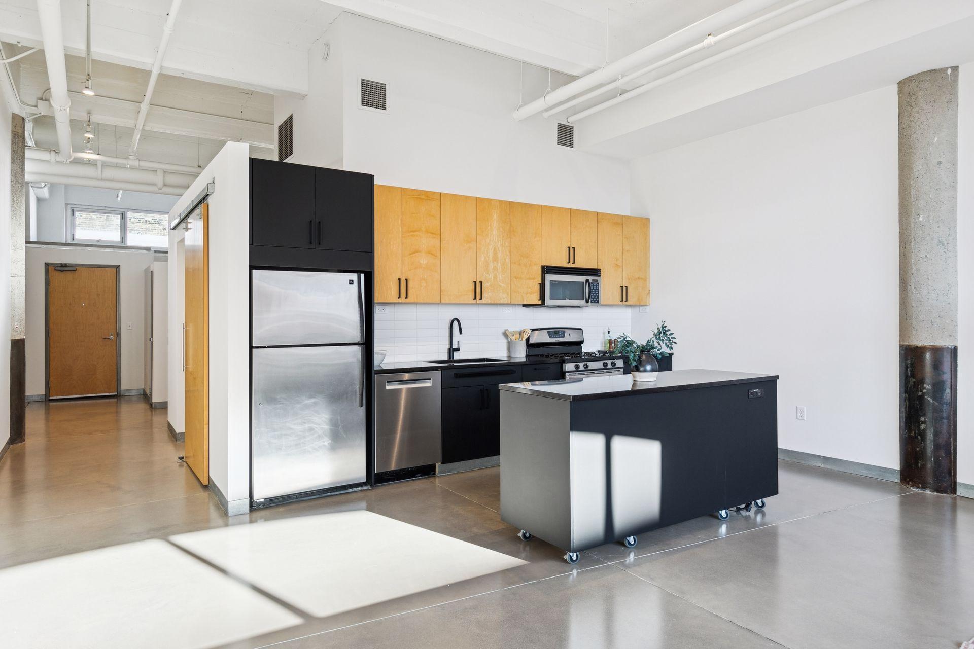 700 Washington Avenue N 627