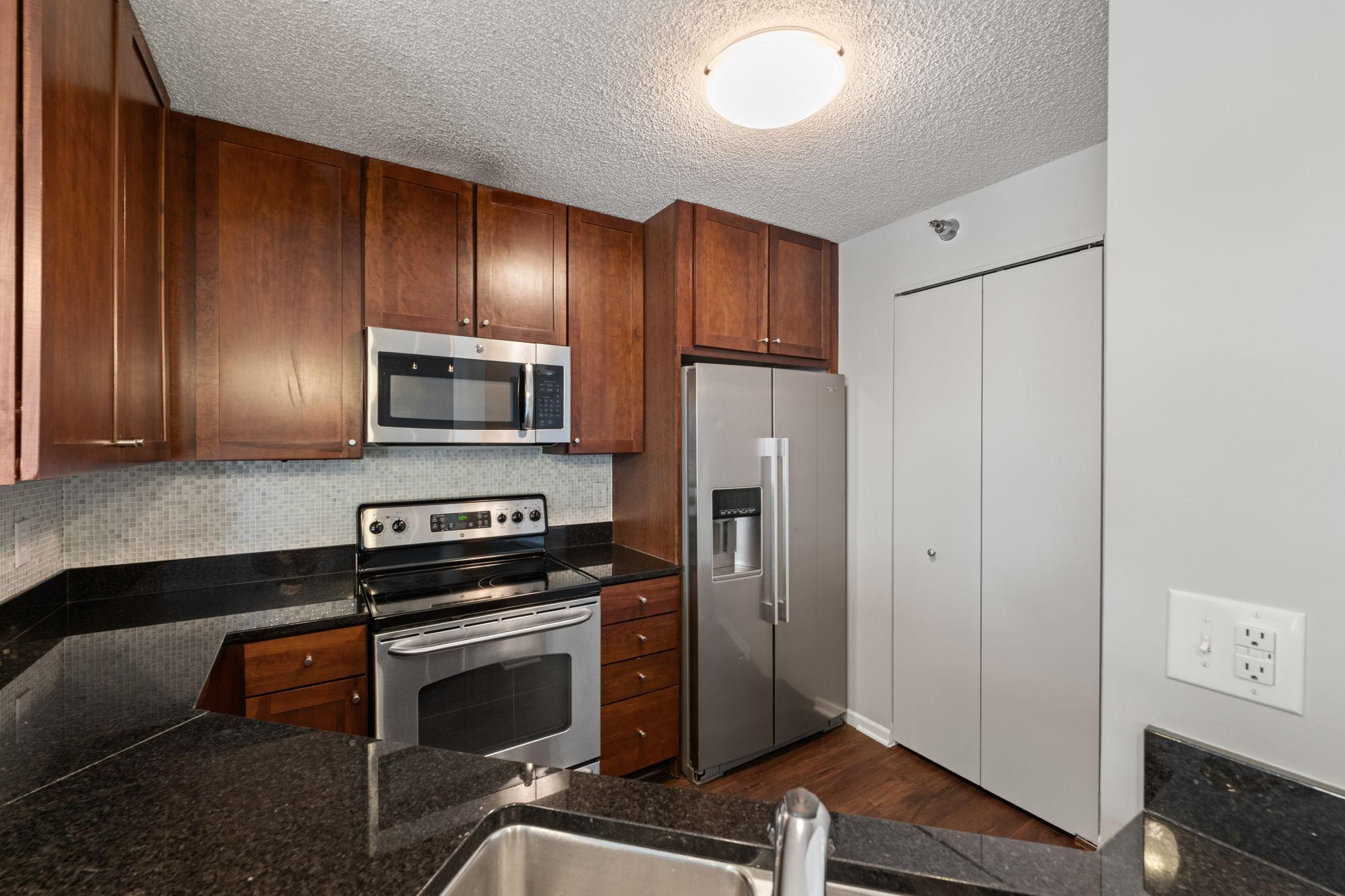 401 S 1st Street 623