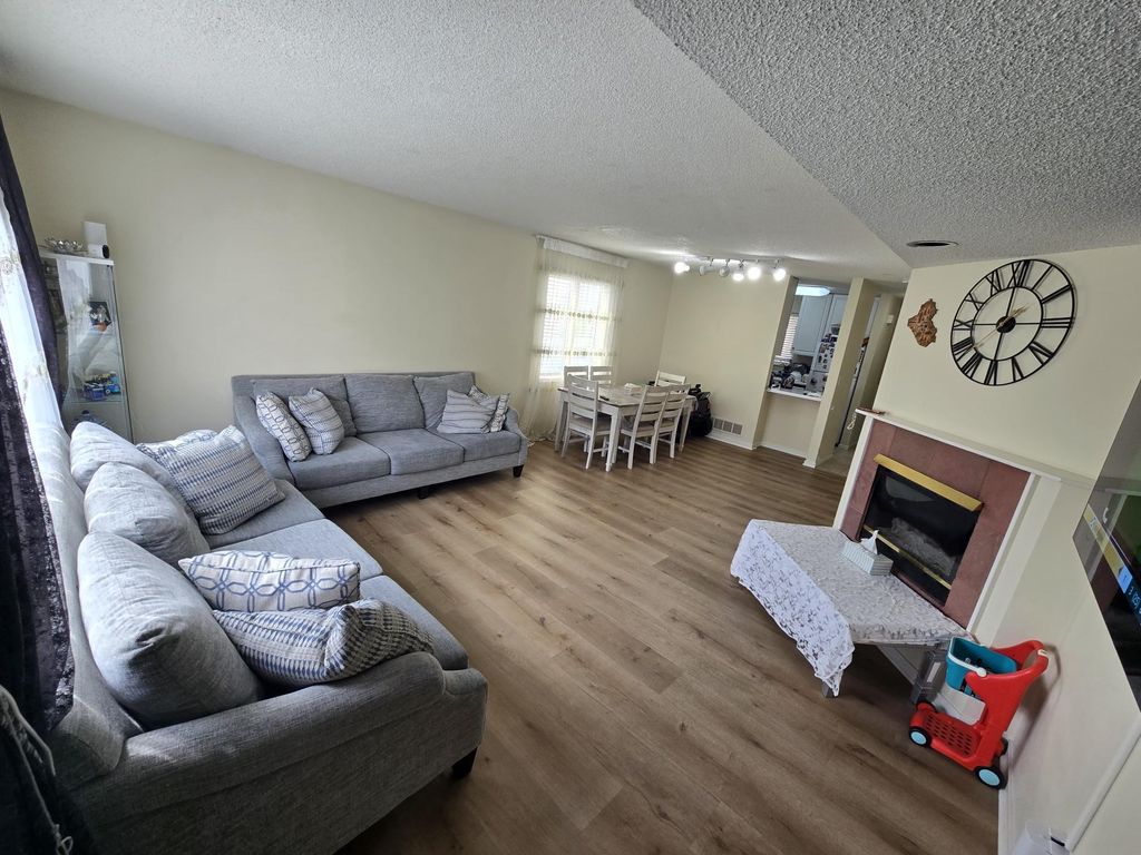 Photo of 1948 Greenview Place SW, Rochester, MN 55902 (MLS # 7063189)