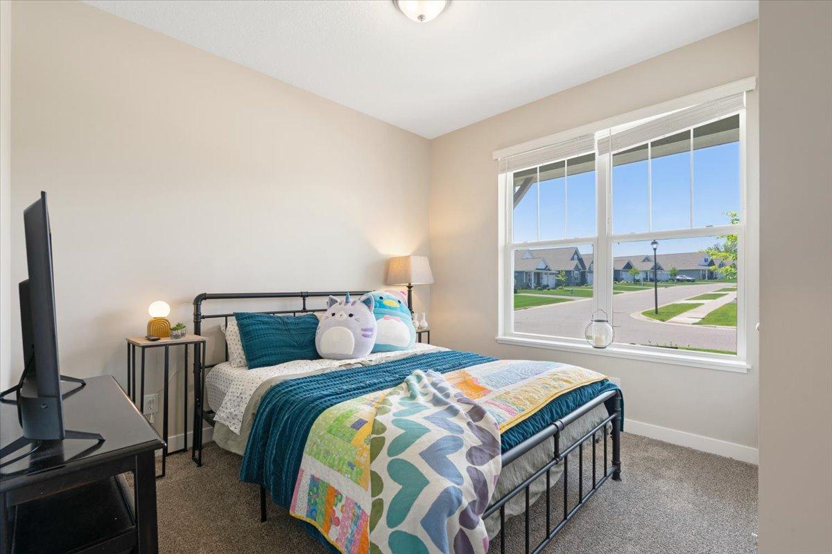 19142 Grass Lake Trail