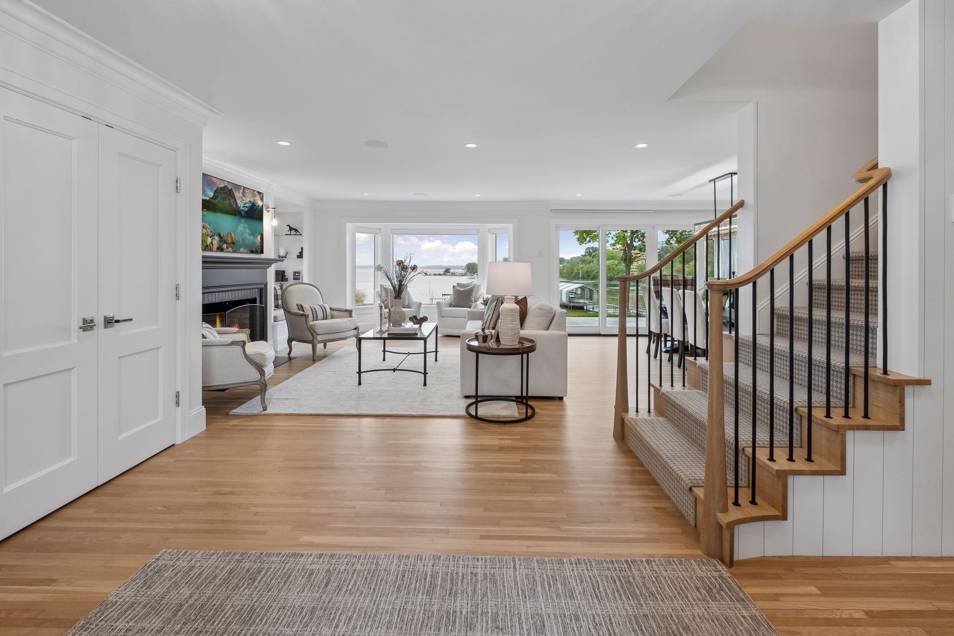 1397 Orono Lane