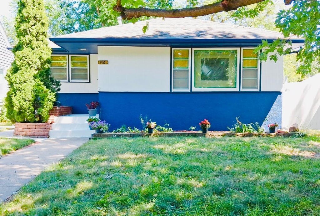 Photo of 4950 Penn Avenue N, Minneapolis, MN 55430 (MLS # 7135174)
