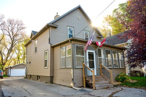 Photo of 610 University Drive S, Fargo, ND 58103 (MLS # 7163613)
