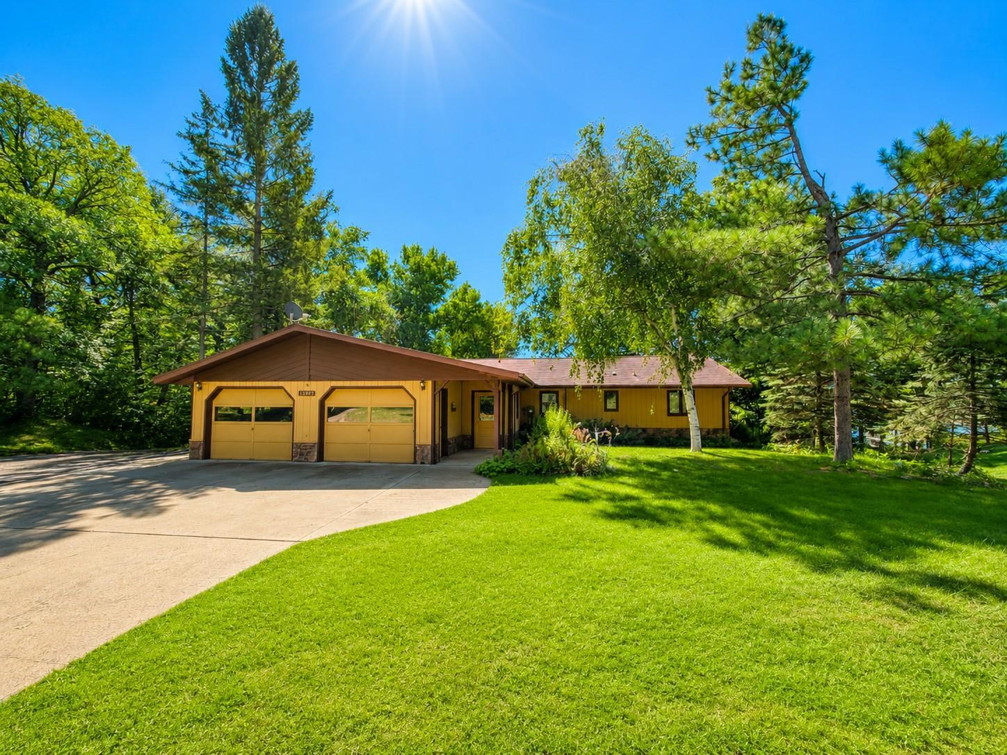 14007 Hummingbird Drive