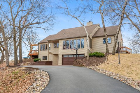 8440 Delaney Court Inver Grove Heights MN 55076