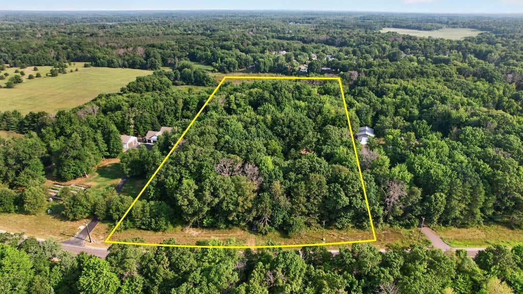 Photo of 8055 Fawn Lake Drive NE, Linwood, MN 55079 (MLS # 7114508)