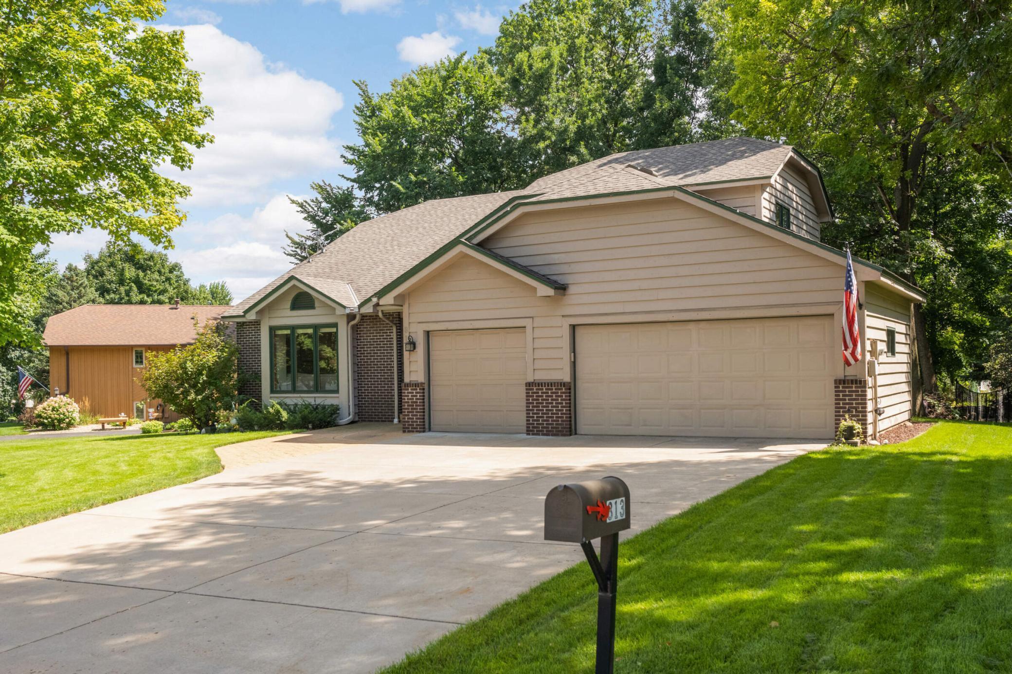 813 Springhill Drive