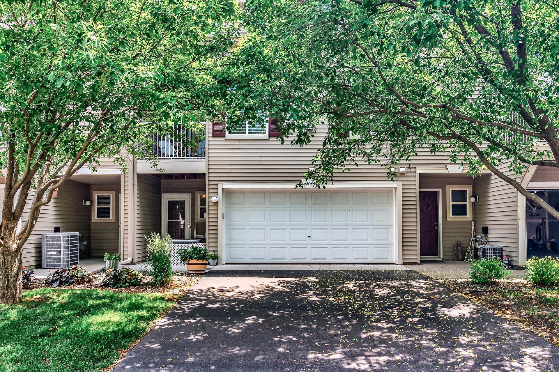 3884 Abercrombie Lane 1203