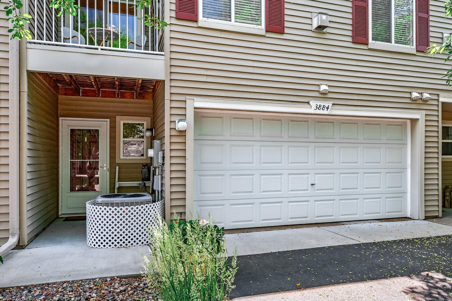 3884 Abercrombie Lane 1203