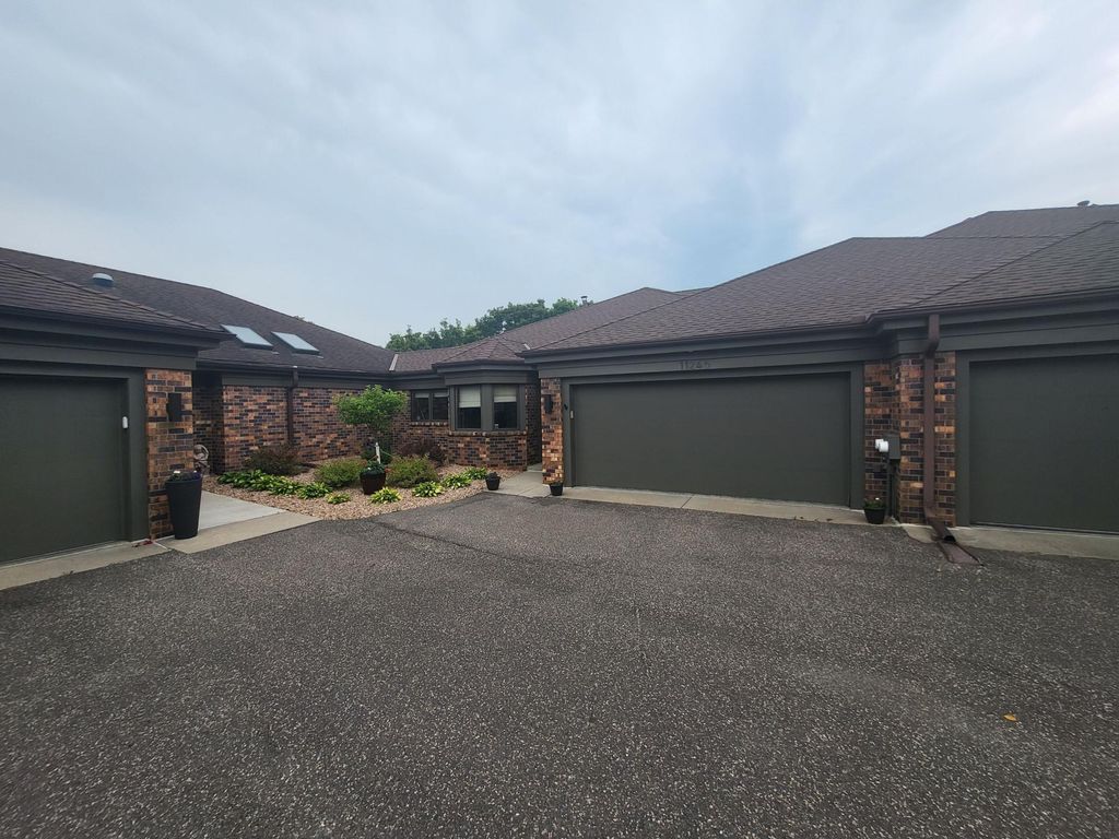 Photo of 11245 57th Avenue N, Plymouth, MN 55442 (MLS # 7041063)