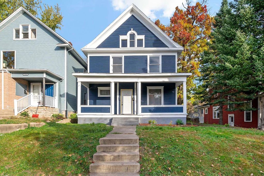 Photo of 2322 Bryant Avenue N, Minneapolis, MN 55411 (MLS # 6825224)
