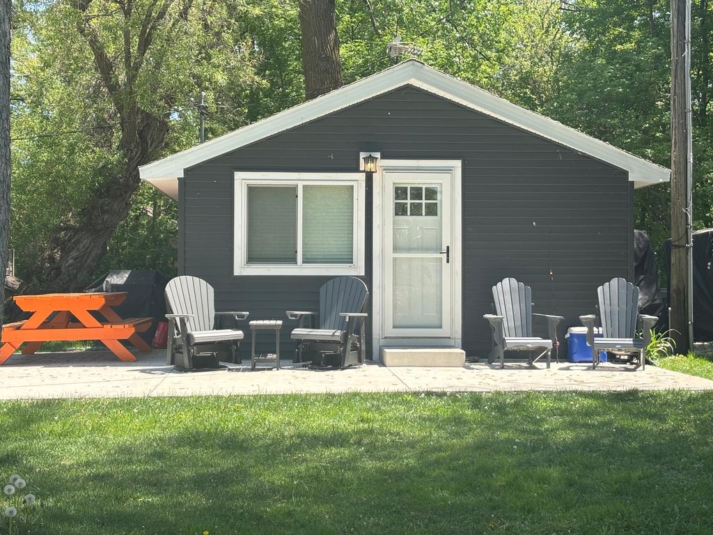 Photo of 1606 E Lake Street, Osakis, MN 56360 (MLS # 7082290)
