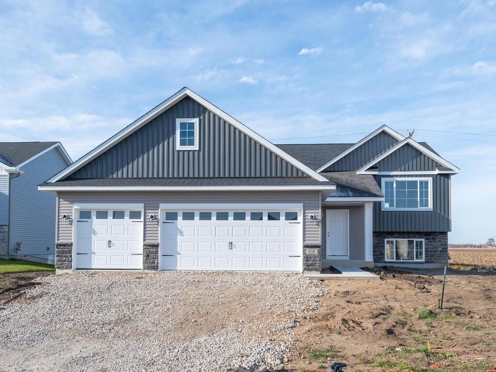Photo of 938 Prestwick Drive, Belle Plaine, MN 56011 (MLS # 7058342)