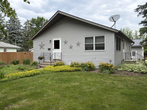 Photo of 600 E Elm Avenue, Olivia, MN 56277 (MLS # 7107554)