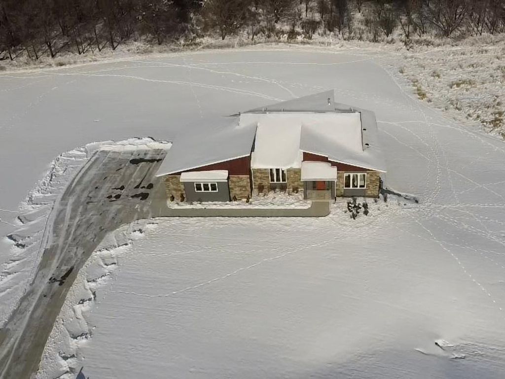 Photo of 1713 Boelter Estates Drive NW, Rochester, MN 55901 (MLS # 7003635)