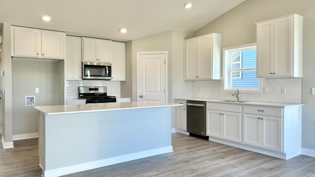 Photo of 2260 Latour Drive, Shakopee, MN 55379 (MLS # 7020309)