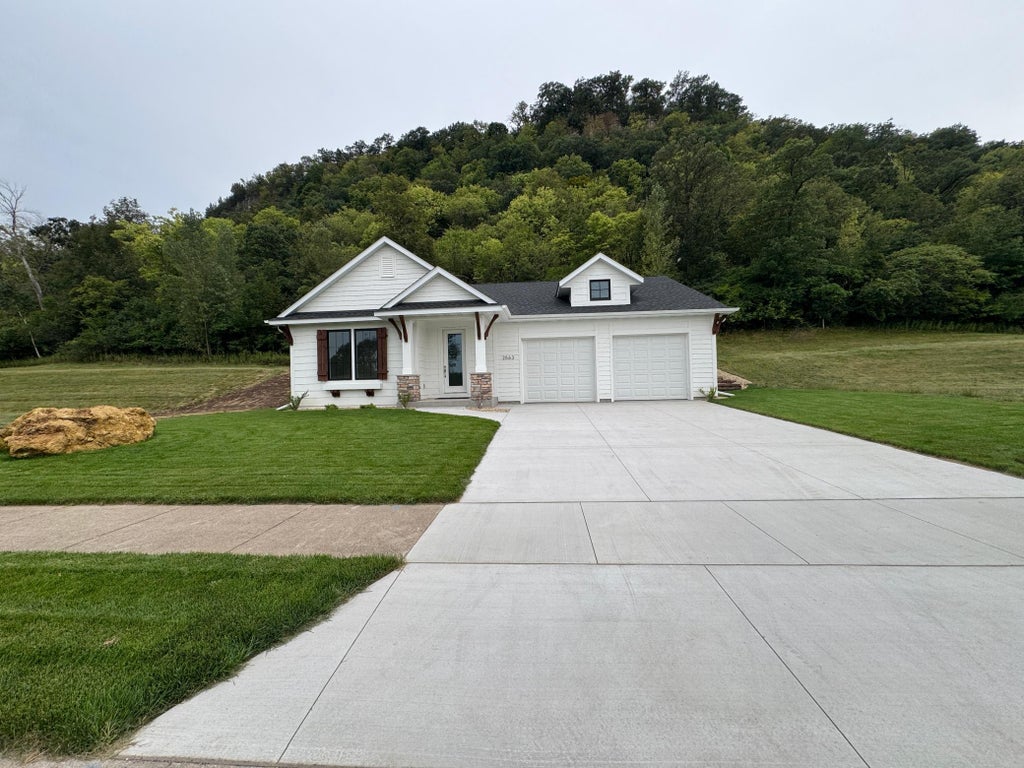 Photo of 2563 Clubhouse Drive, Lake City, MN 55041 (MLS # 7140028)