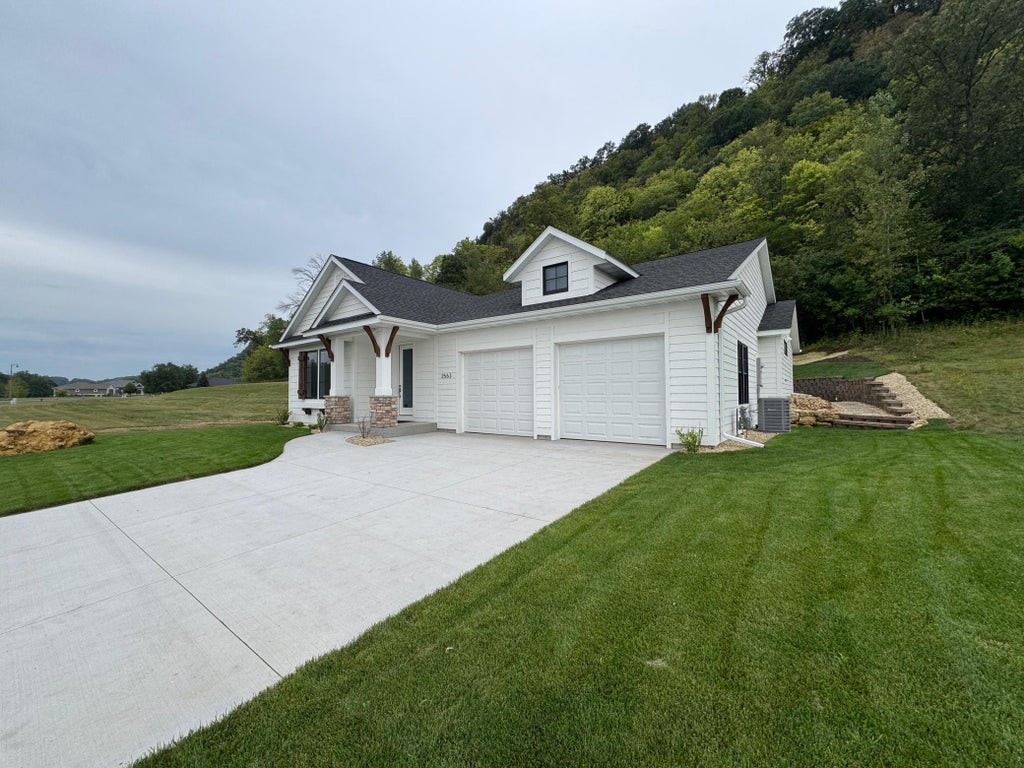 Photo of 2563 Clubhouse Drive, Lake City, MN 55041 (MLS # 7140028)