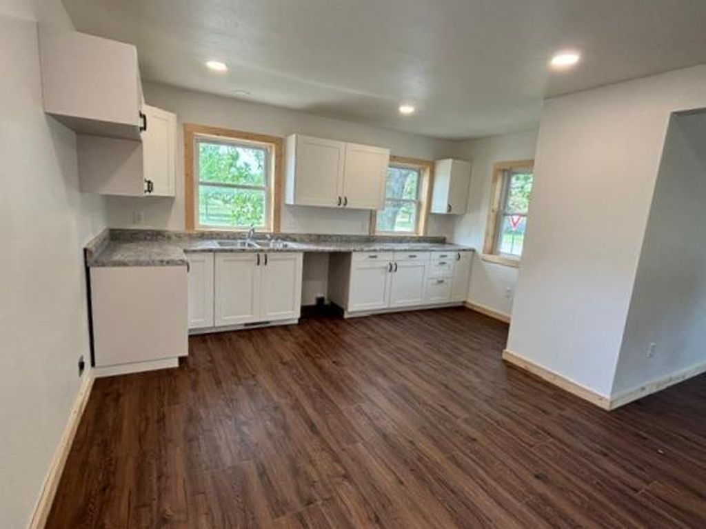 Photo of 120 Spruce Avenue S, Thief River Falls, MN 56701 (MLS # 7086414)