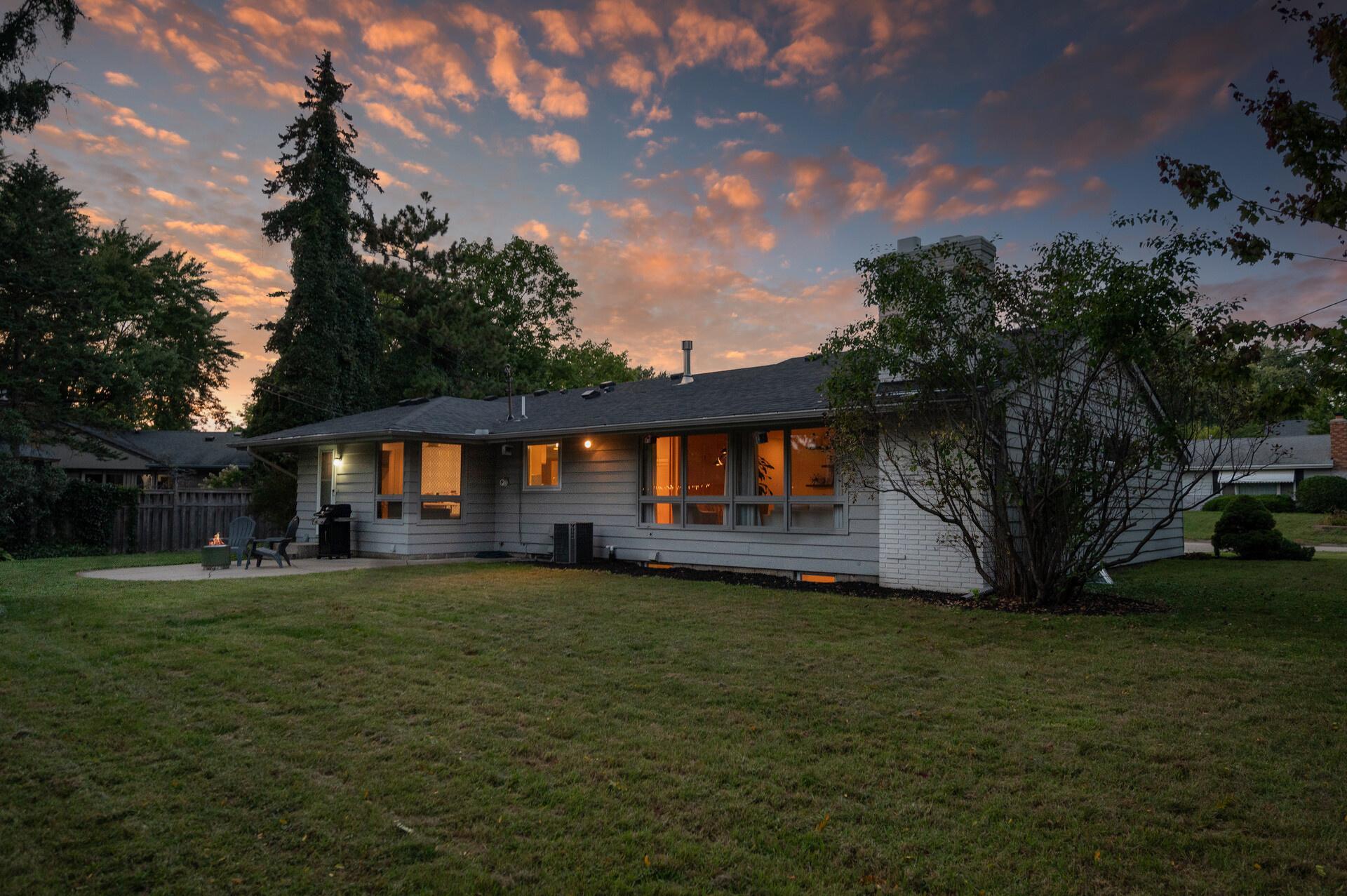 4905 Dona Lane