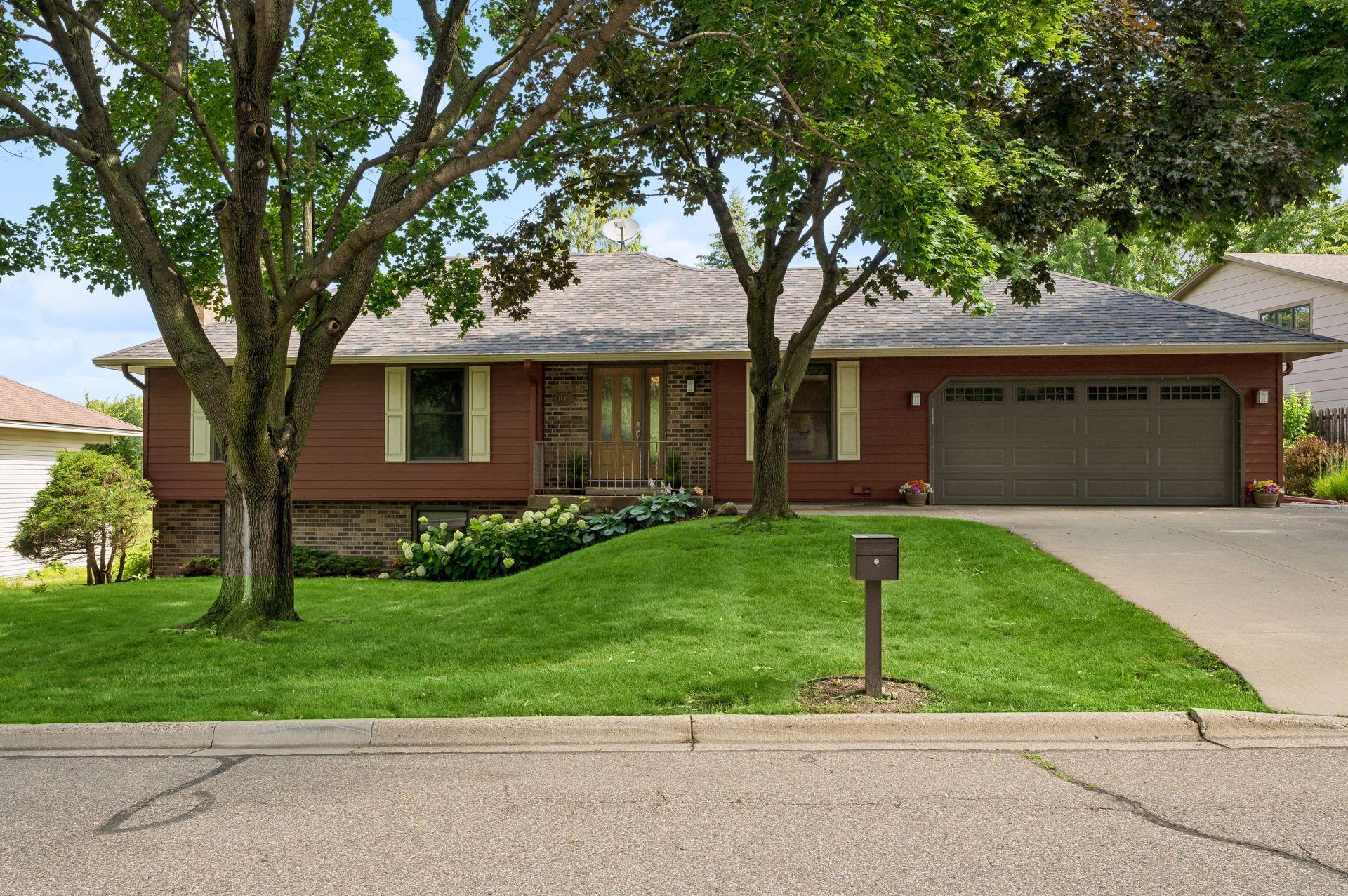 108 Knoll Circle E