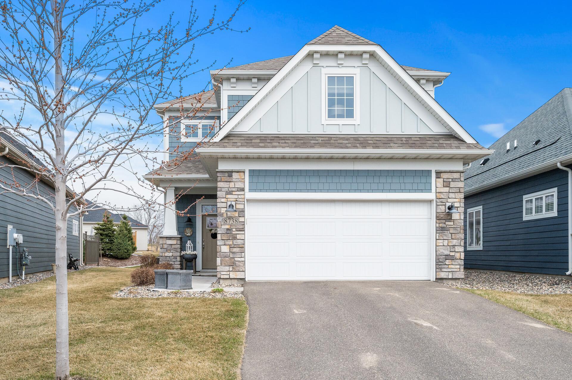 8738 Upper 9th Place N