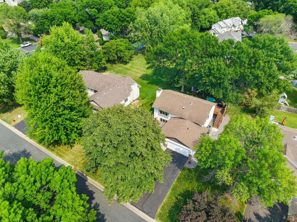 Photo of 9220 Orchid Lane N, Maple Grove, MN 55369 (MLS # 7128628)